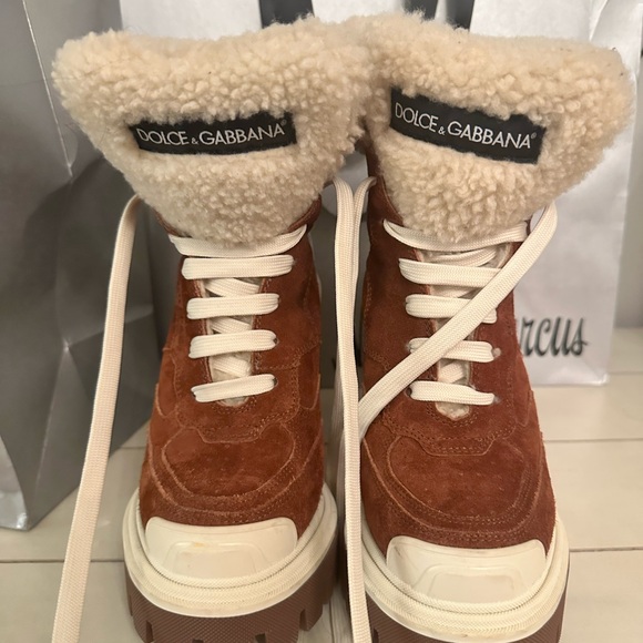 Dolce & Gabbana Trek Boots Like NEW! - Picture 3 of 5